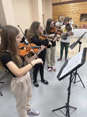 SÚSTREDENIE - DFS Vartášik