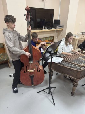 SÚSTREDENIE - DFS Vartášik