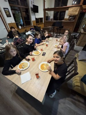 SÚSTREDENIE - DFS Vartášik