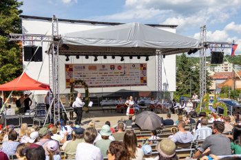 Spievanky pod Vartovkou 2025 45. ročník speváckej súťaže ľudových piesni