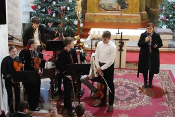 Šťastia, zdravia vinšujeme Vám - Vianočný koncert v Hontianskych Nemciach