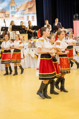 Vartášikovci plesali