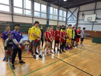 okresné kolo v stolnom tenise chlapcov a dievčat