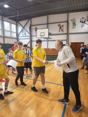 okresné kolo v stolnom tenise chlapcov a dievčat