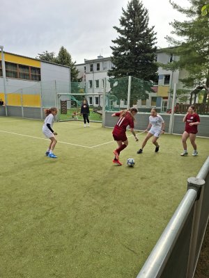 Školský pohár SFZ dievčat